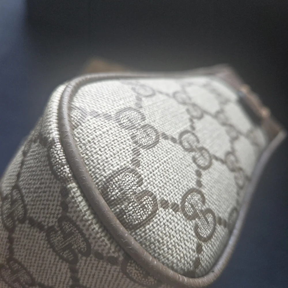 Gucci Vintage EUC Pouch Bag